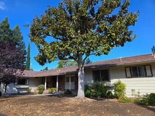 Property Photo:  12130 Foothill Lane  CA 94022 