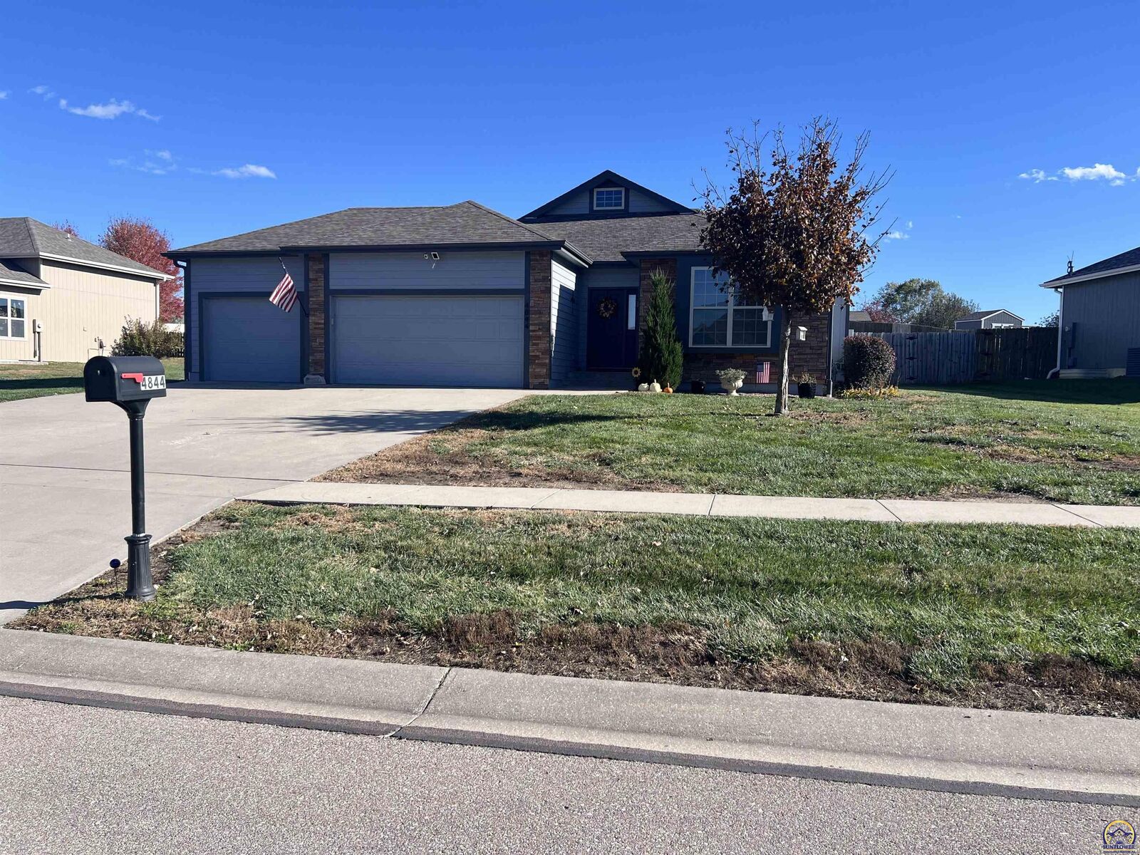 Property Photo: 4844 NW Linwood Dr KS 66618
