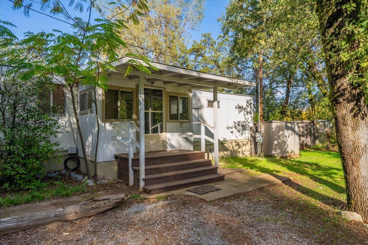 Property Photo: 2111 Vallecito Court CA 96019