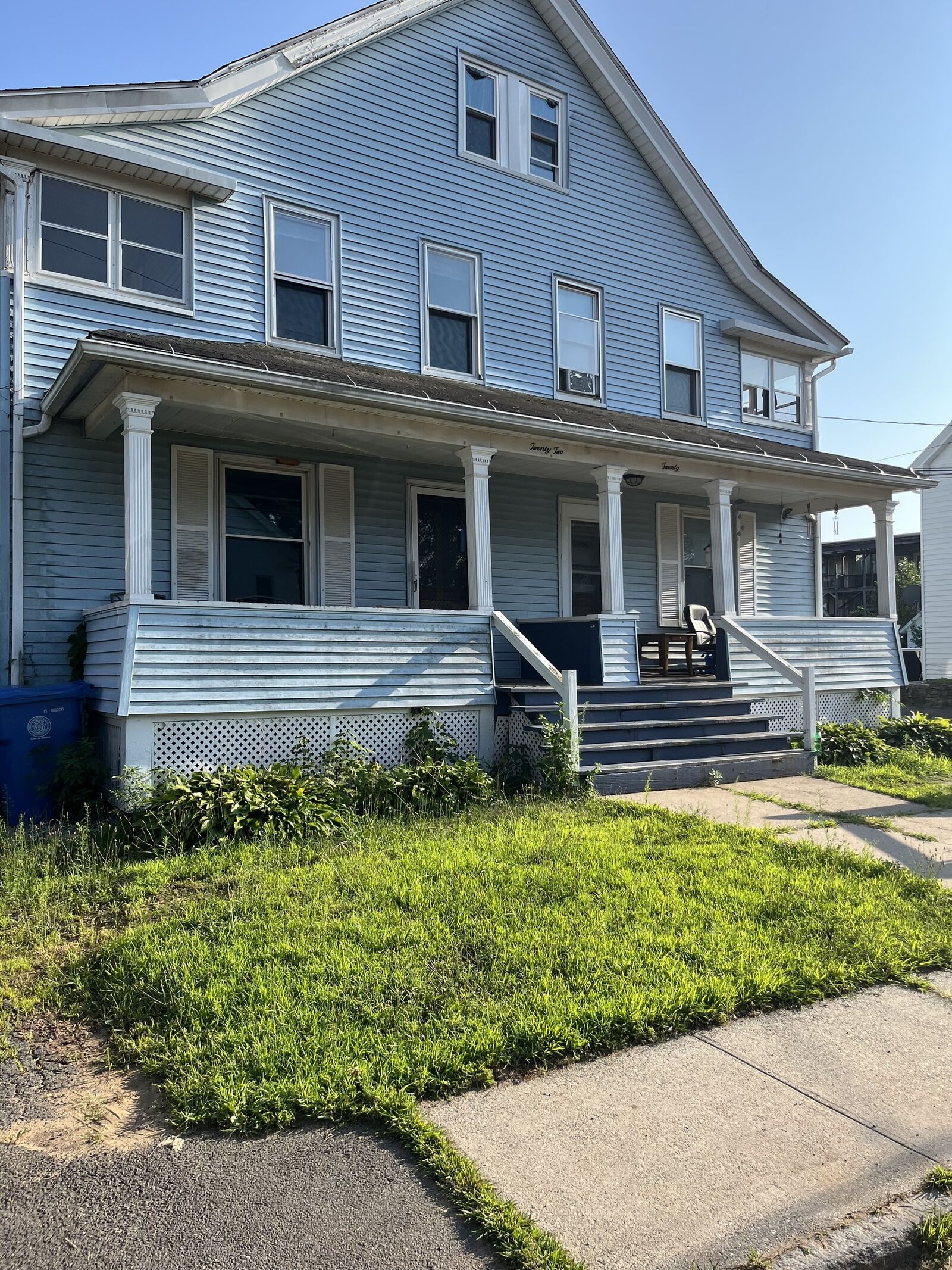 Property Photo: 20 Walnut Street CT 06082