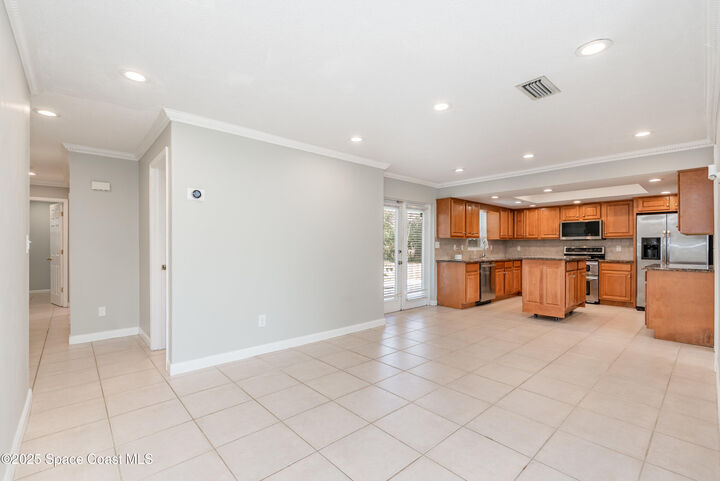 Property Photo:  3500 Cumberlin Court  FL 32780 