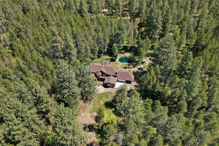 Property Photo:  28310 N Short Rd  WA 99006 