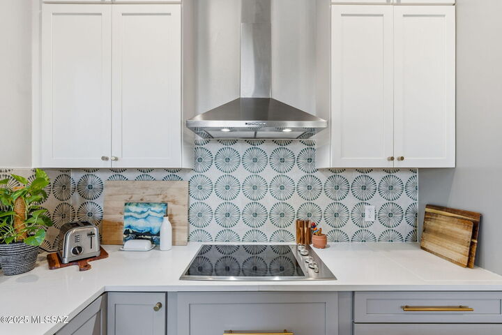 5757 N Winding Woods Place  Tucson AZ 85718 photo