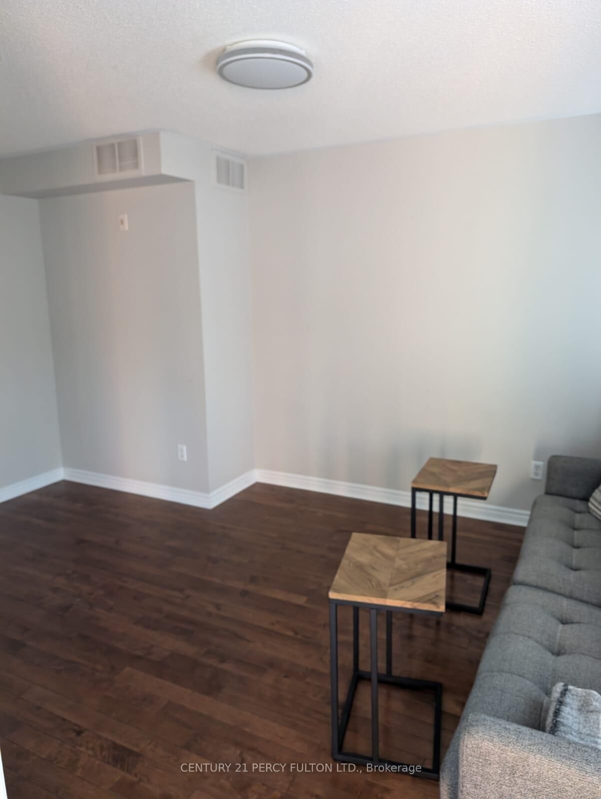 Property Photo:  71 Barchester Crescent  ON L1M 2L6 