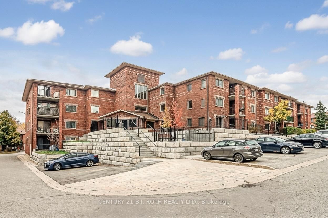 Property Photo:  1 Quail Crescent S 211  ON L4N 6W9 