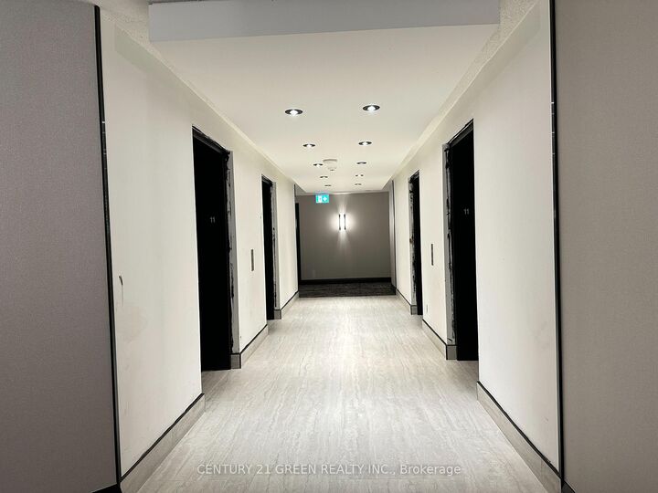 Property Photo:  4090 Living Arts Drive 1102  ON L5B 4M8 