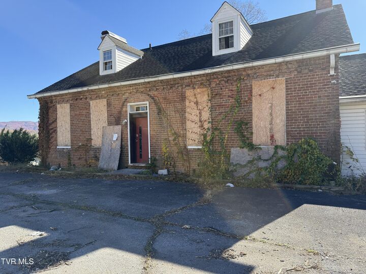 Property Photo:  2812 McKinley Road  TN 37604 