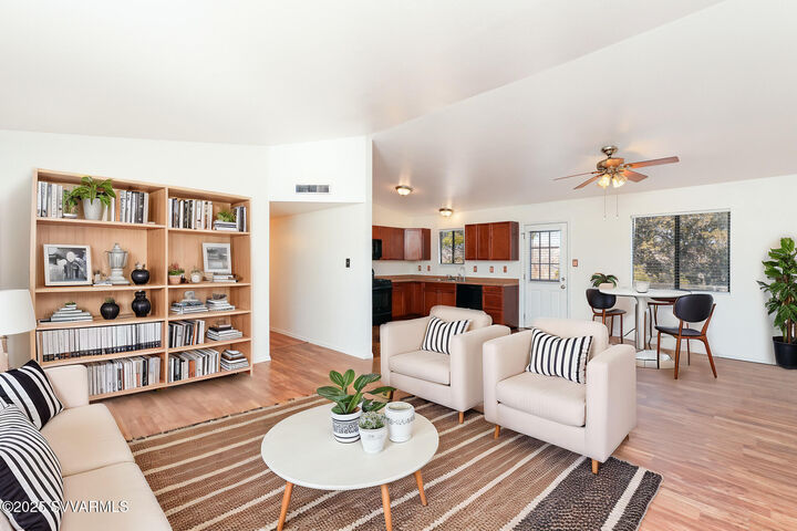 Property Photo: 4380 E Valley View Drive AZ 86322