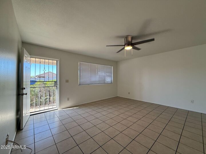 Property Photo: 5725 N 71st Avenue AZ 85303