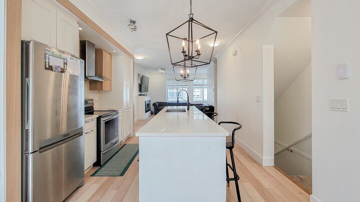 Property Photo:  6350 142 Street 11  BC V3X 1B8 