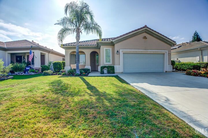Property Photo: 14319 Terrazzo Drive CA 93306