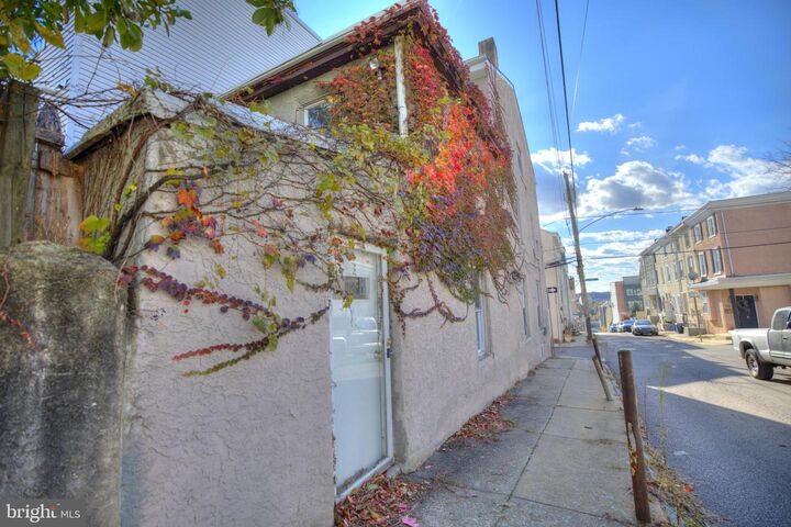 Property Photo:  4333 Fleming Street  PA 19128 