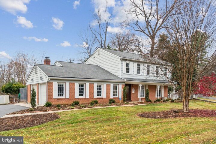 Property Photo:  8624 Wild Olive Drive  MD 20854 