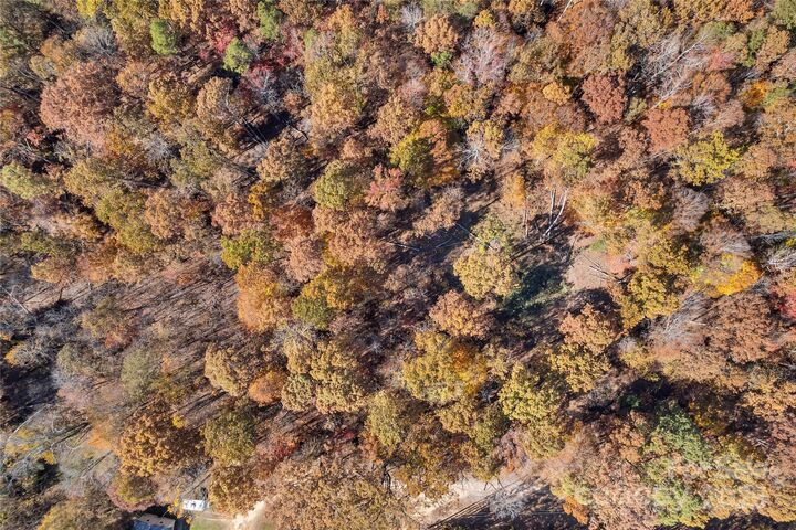 Property Photo: 142 Fawn Lane NC 28086