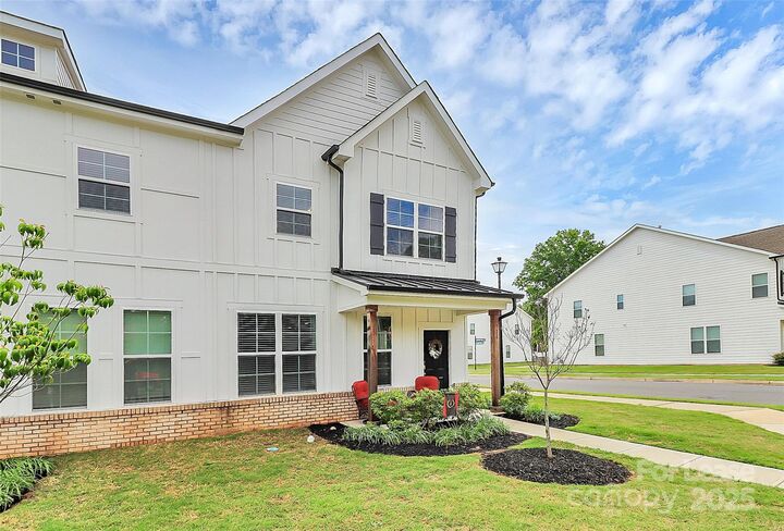 Property Photo:  720 Herlong Avenue  SC 29732 