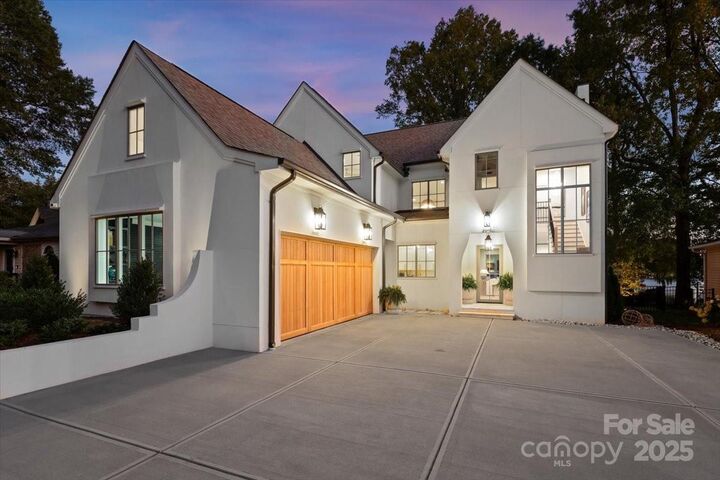 Property Photo:  21520 Rio Oro Drive  NC 28031 