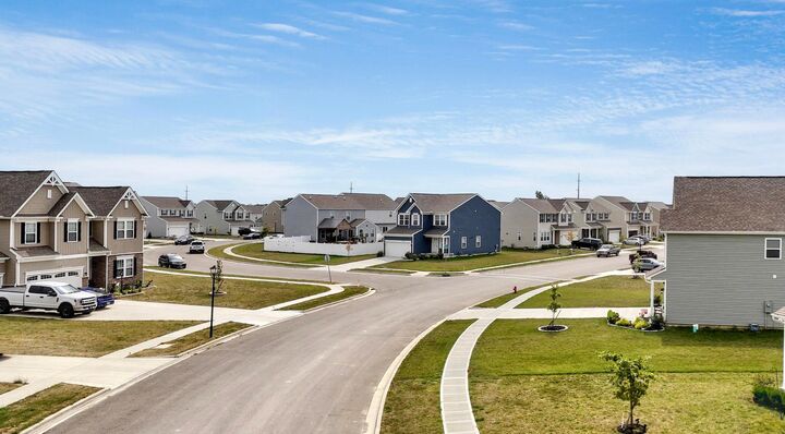 Property Photo:  1094 Hartford Lane  OH 43140 