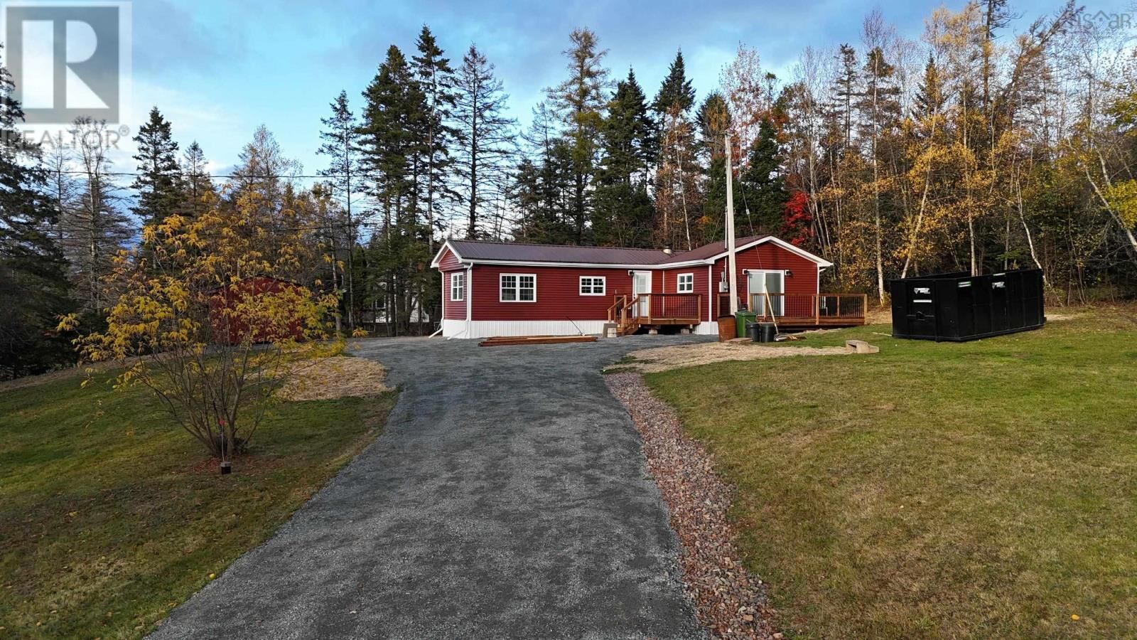 Property Photo: 1631 Highway 2 NS B0N 1C0