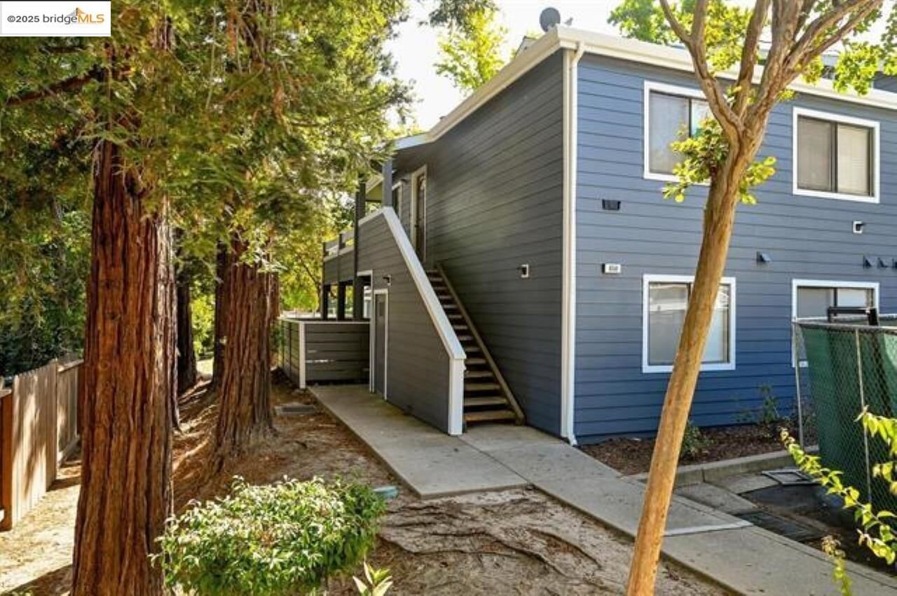 Property Photo:  648 Fig Tree Lane  CA 94553 