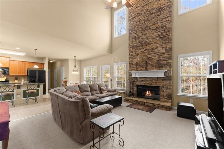 Property Photo: 1000 Island Bluff Lane GA 30518