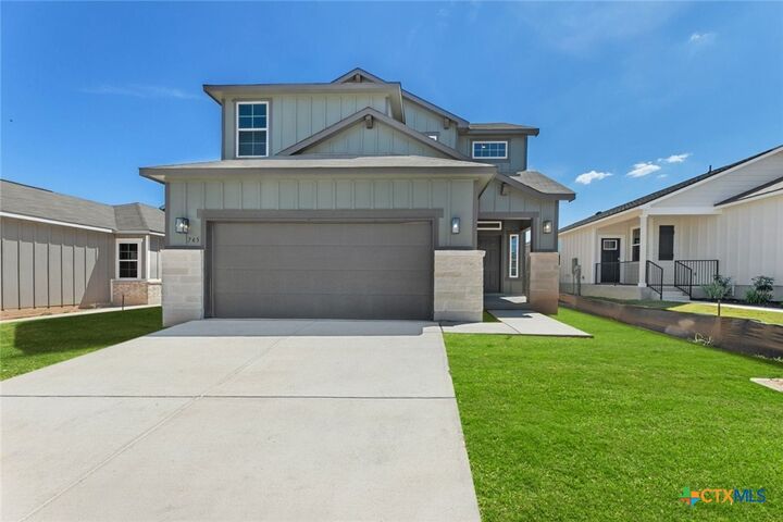 Property Photo: 745 Whitman Street TX 78130