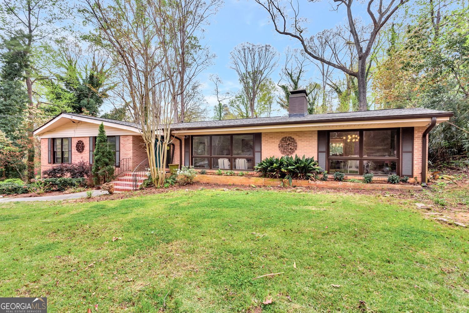 Property Photo:  2994 Baker Ridge Drive NW  GA 30318 