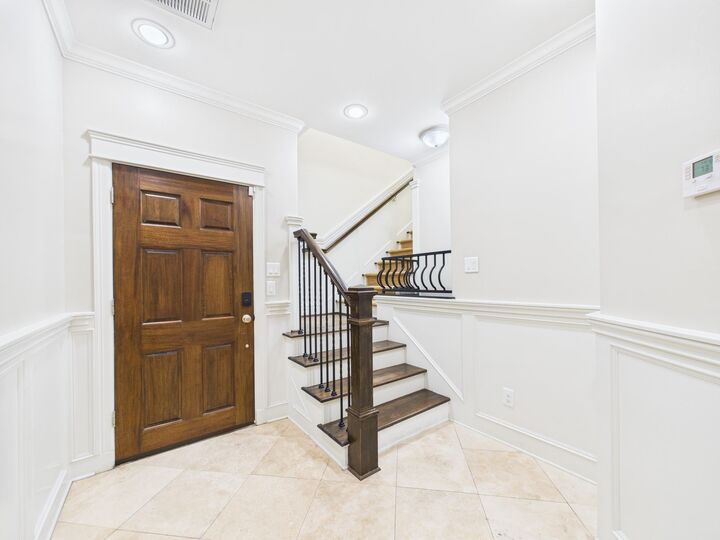 Property Photo: 311 W 6th Street TX 77007