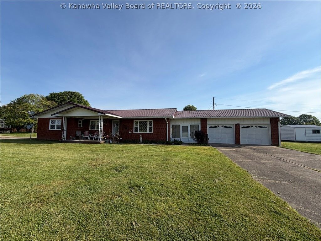 Property Photo:  220 Simmons Drive  WV 25262 