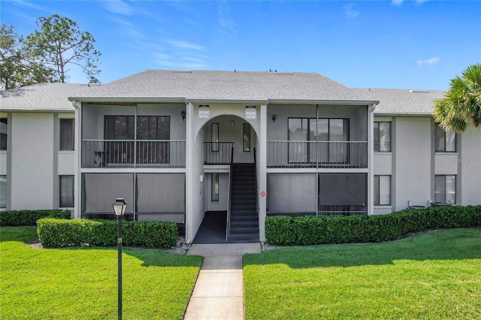 Property Photo: 1512 S Pine Ridge Circle FL 32773