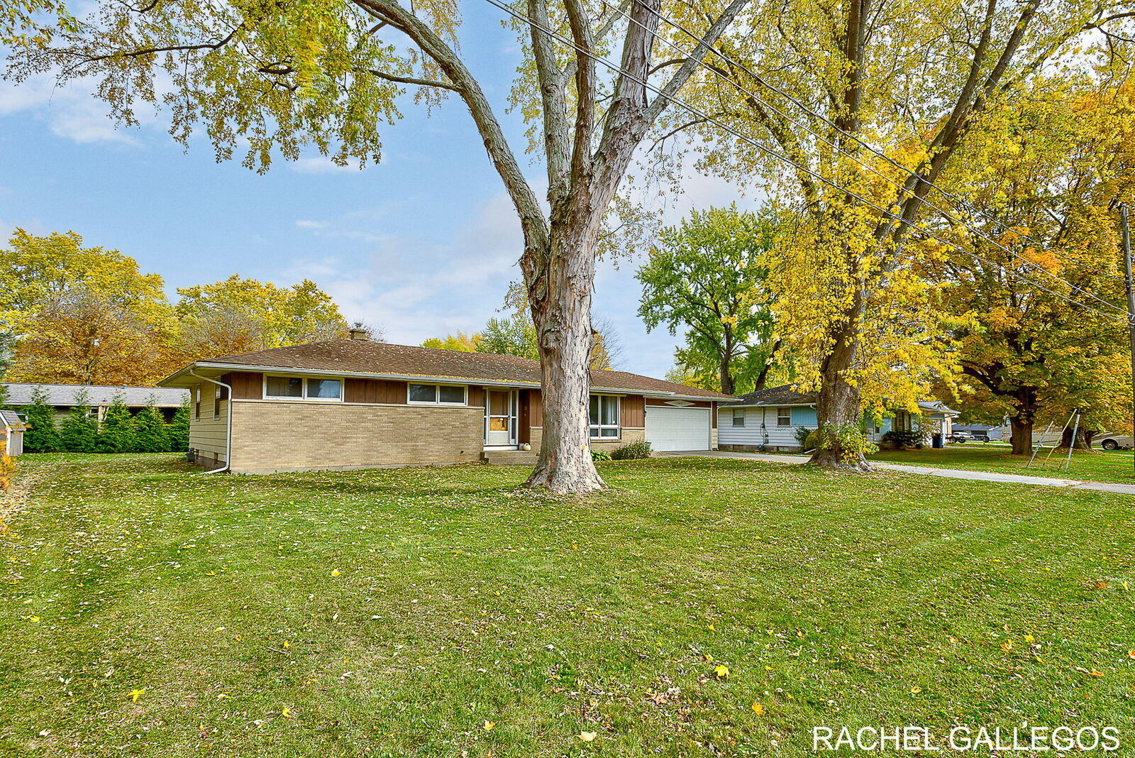Property Photo:  3615 Diamond Drive  MI 49419 
