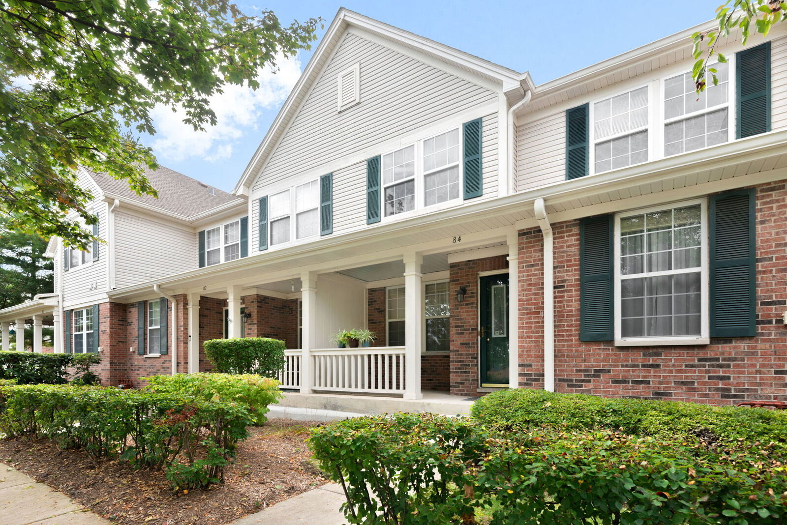 Property Photo: 84 N Mill Road 84 IL 60101