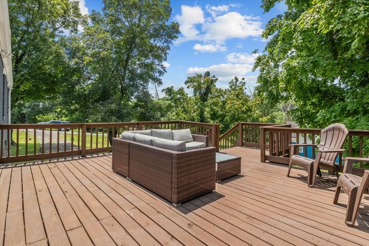 Property Photo:  238 Wilowen Dr  TN 37210 