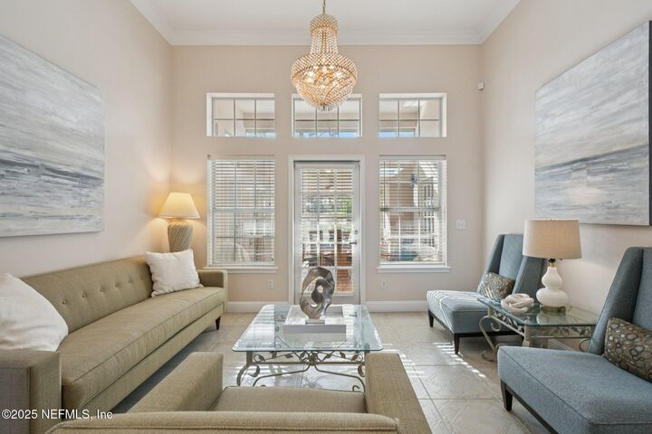 Property Photo: 10005 Vineyard Lake Road E FL 32256