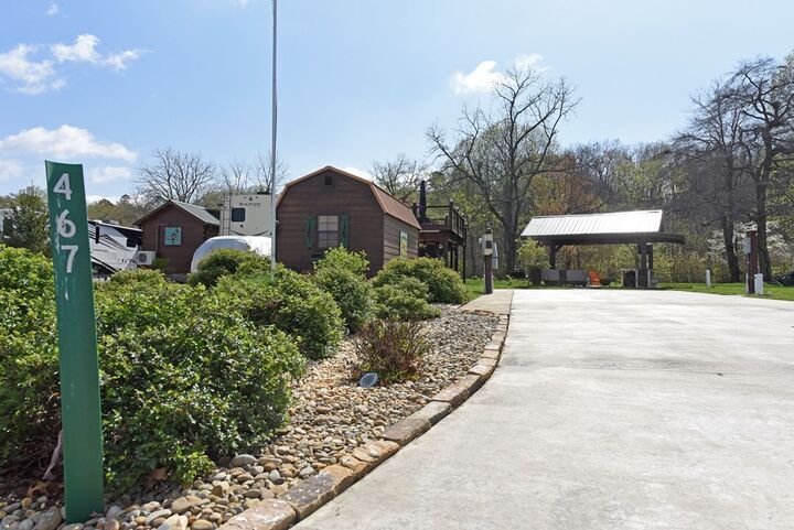 Property Photo:  467 Golden Nugget Road  GA 30512 