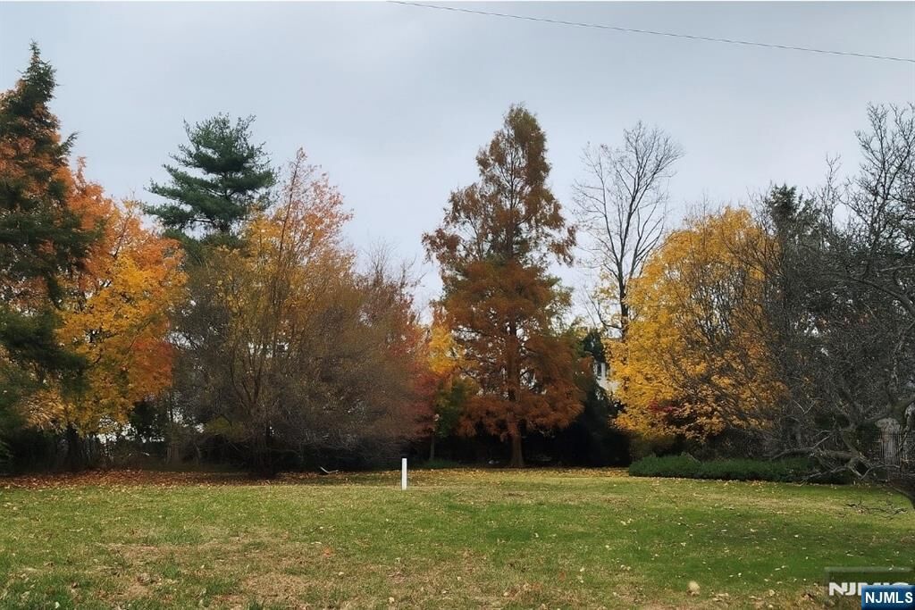 Property Photo:  16 Jean Drive  NJ 07632 