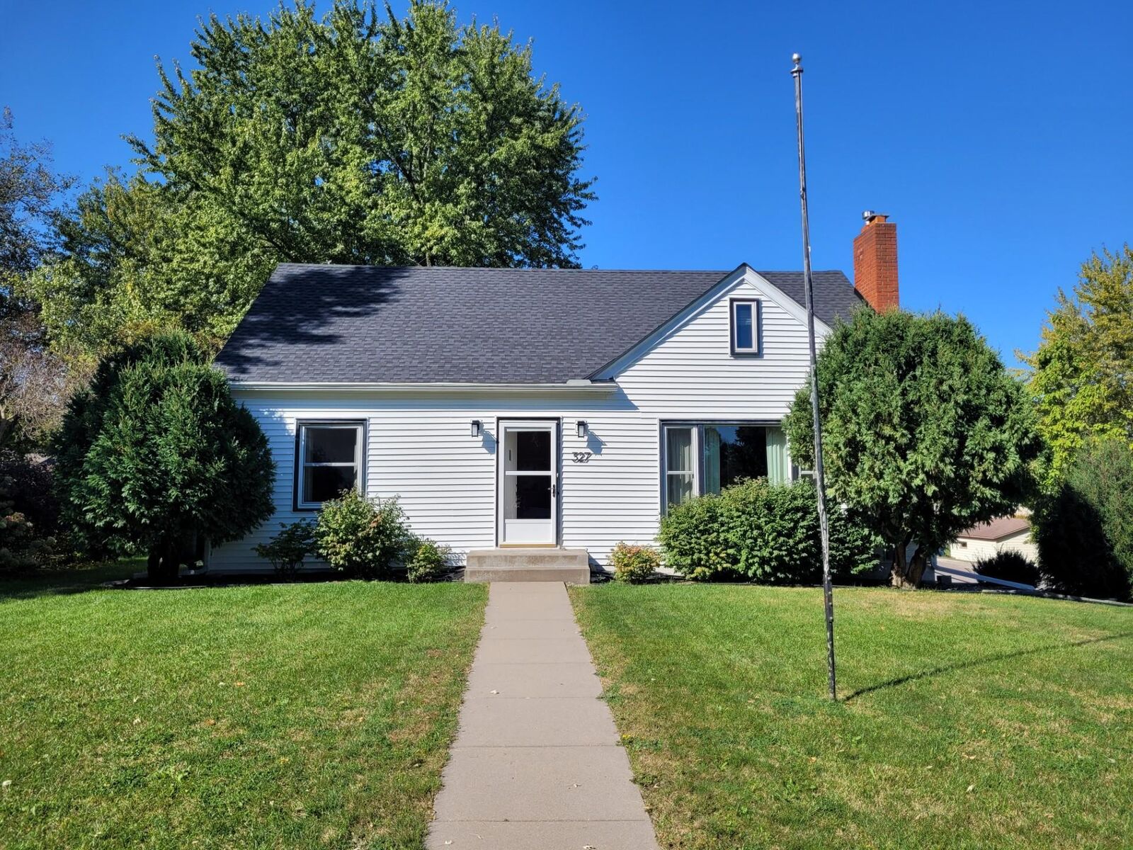 Property Photo:  327 4th Street N  MN 55328 
