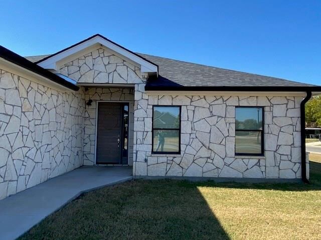 Property Photo:  2201 Brooke  TX 76801 