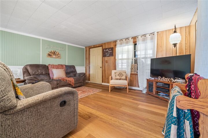 Property Photo:  684 Cr 9204  AR 72611 