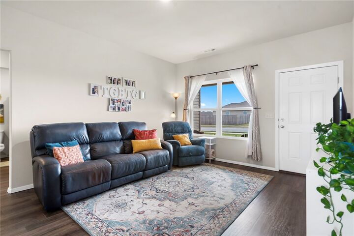 Property Photo:  2562 Chittick Street  AR 72751 