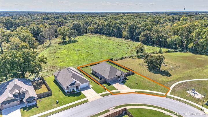 Property Photo:  500 Fox Circle  AR 72751 