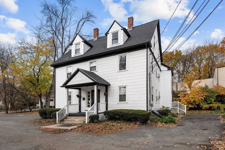 Property Photo:  4 Beck Rd  MA 02476 