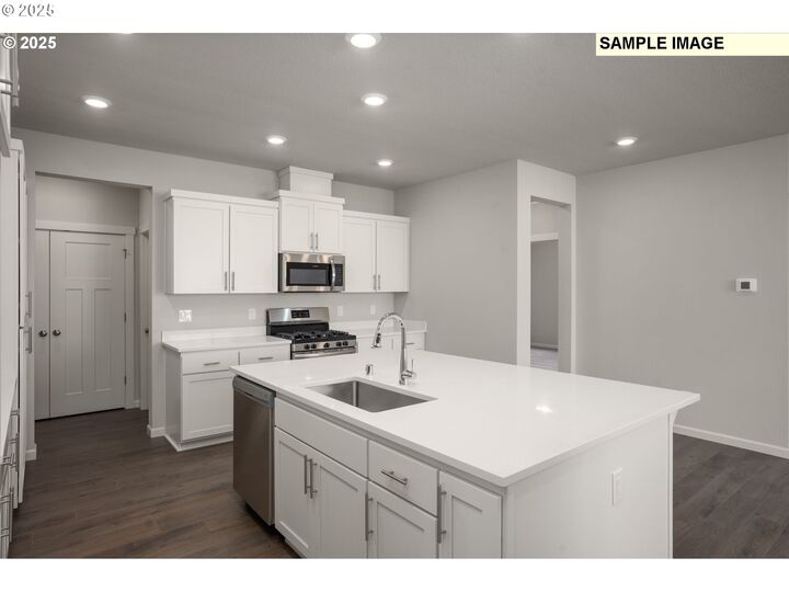 Property Photo:  4314 Mt. Tabor St SE  OR 97302 