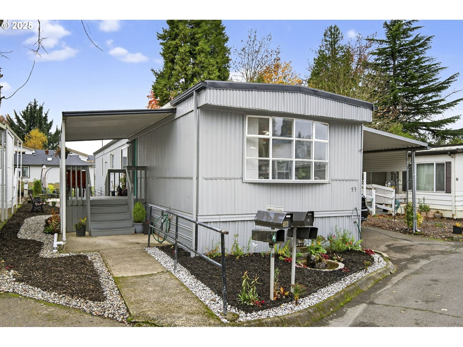 Property Photo: 3405 SE Vineyard Rd 55 OR 97267