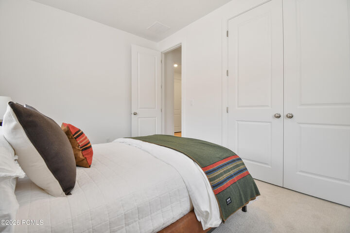 Property Photo:  2455 N Meadowside Way  UT 84032 