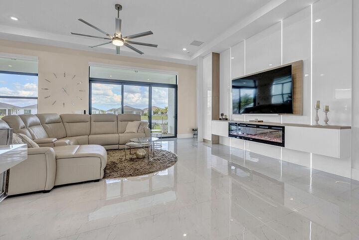 5320 Saint Armands Way  Westlake FL 33470 photo