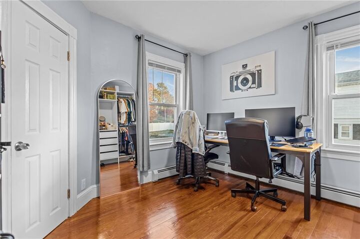 Property Photo:  27 Ferncliff Avenue  RI 02911 