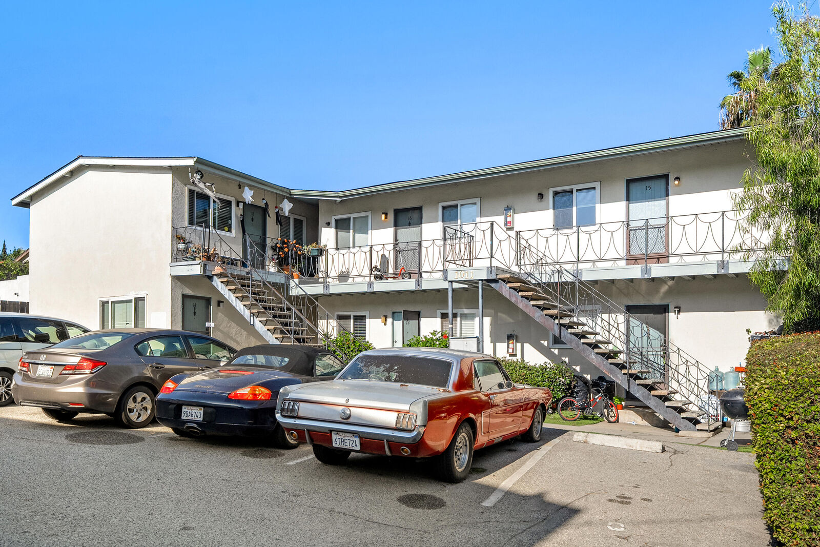 Property Photo:  1011 Laguna Street  CA 93101 