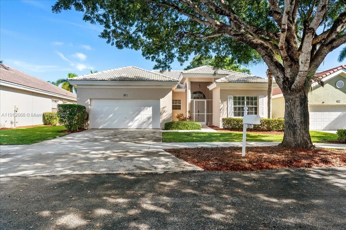 Property Photo: 2675 SE 4th Pl FL 33033