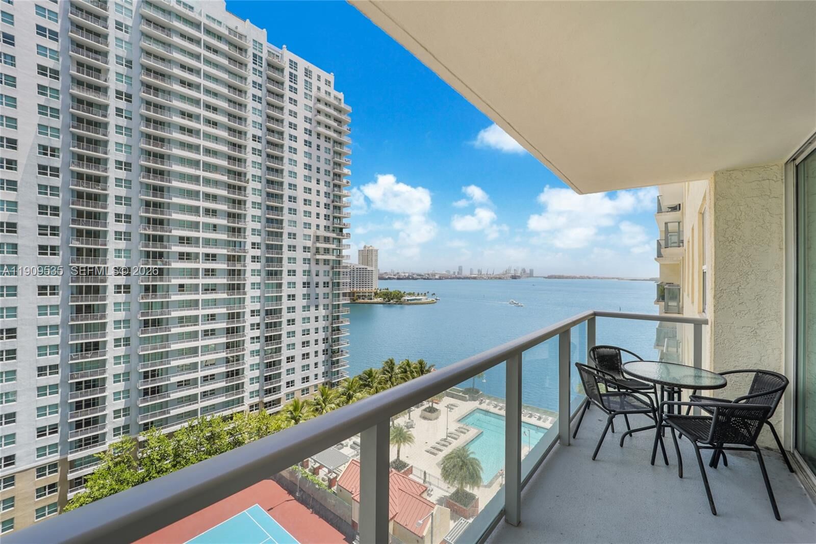 Property Photo:  1155 Brickell Bay Dr 1602  FL 33131 