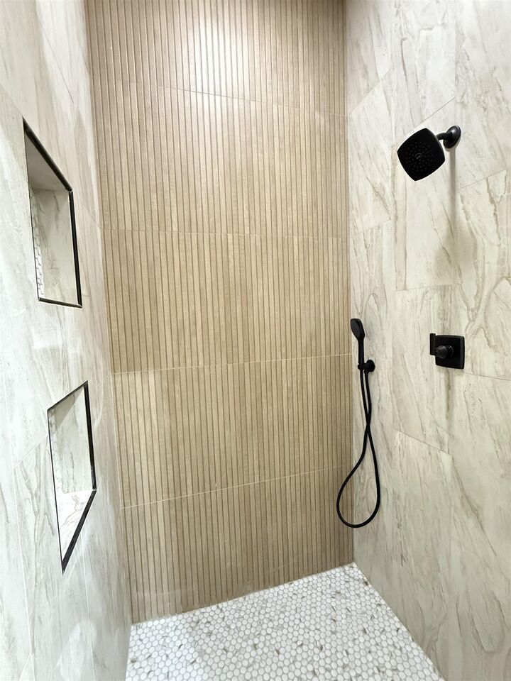 Property Photo:  4560 Townsend Dr  TX 77662 